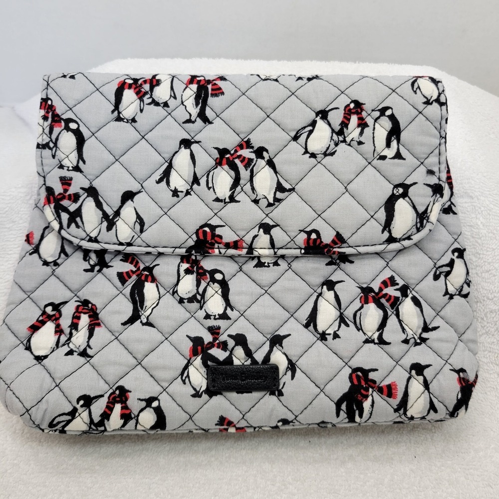 Vera Bradley Brush And Make Up Bag NWOT Playful Penguin Gray Black Magnetic